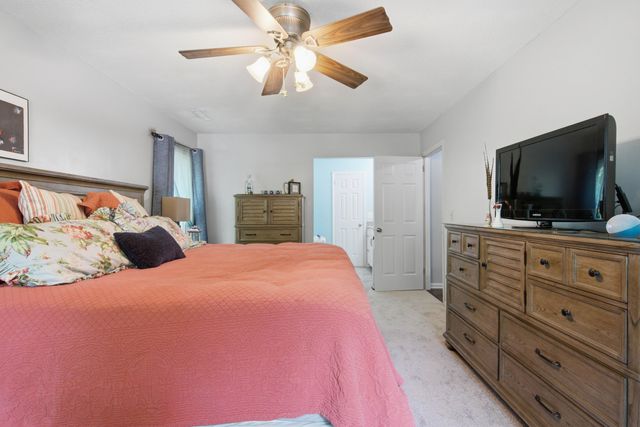 38 S Hampton Drive, Charleston, SC 29407