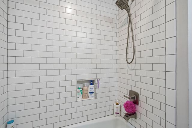 38 S Hampton Drive, Charleston, SC 29407