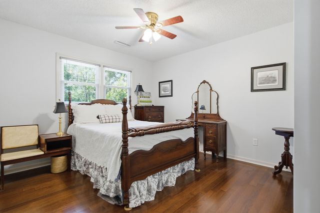 38 S Hampton Drive, Charleston, SC 29407