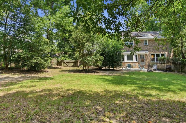 38 S Hampton Drive, Charleston, SC 29407