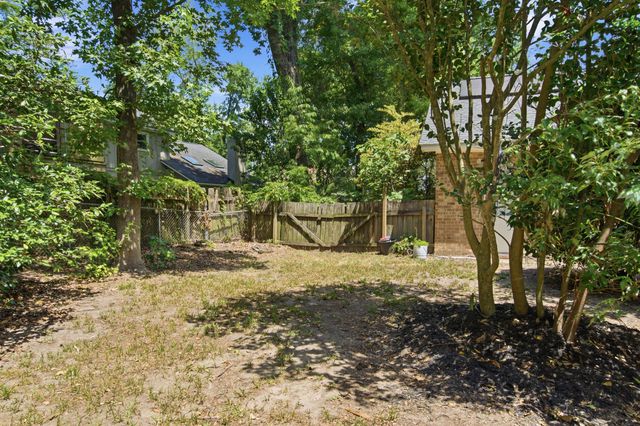 38 S Hampton Drive, Charleston, SC 29407