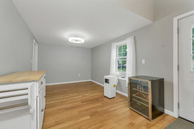 36 Highland Street, Hudson, NH 03051