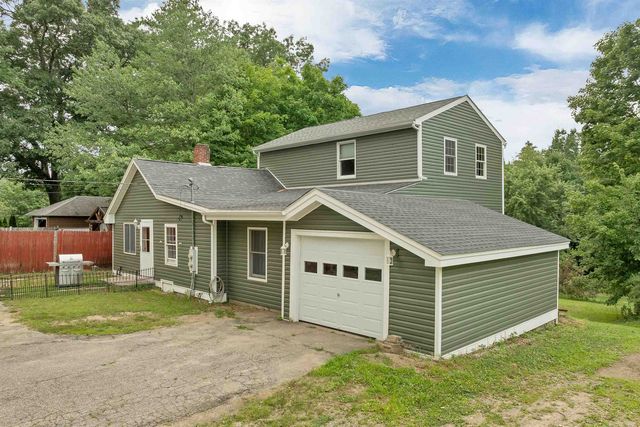 36 Highland Street, Hudson, NH 03051