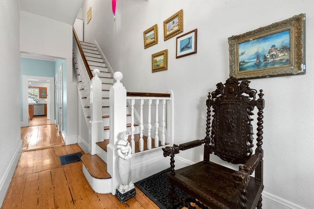 13 Mount Ida Ter 13, Newton, MA 02458