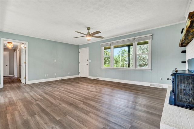 209 Hickory Drive, Easley, SC 29642