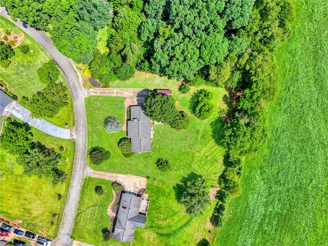 209 Hickory Drive, Easley, SC 29642