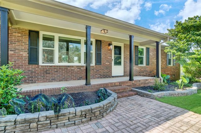 209 Hickory Drive, Easley, SC 29642