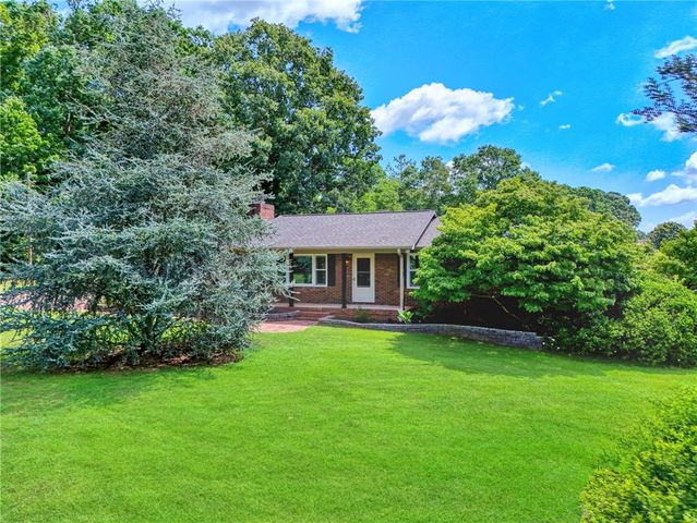 209 Hickory Drive, Easley, SC 29642