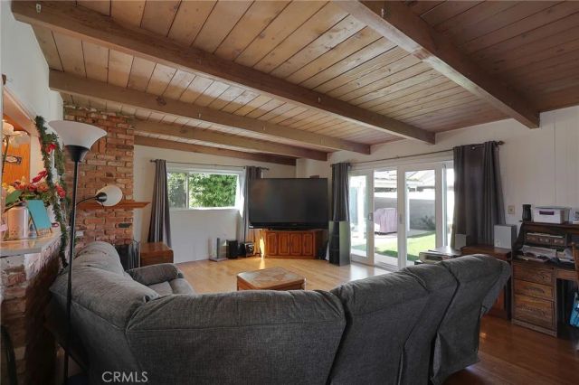 16837 Itasca, Northridge, CA 91343