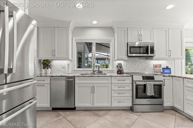 137 N Brady Road, Dearborn, MI 48124