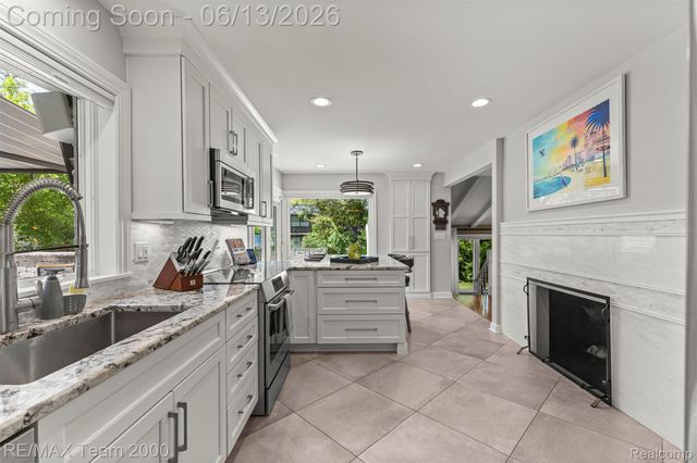 137 N Brady Road, Dearborn, MI 48124