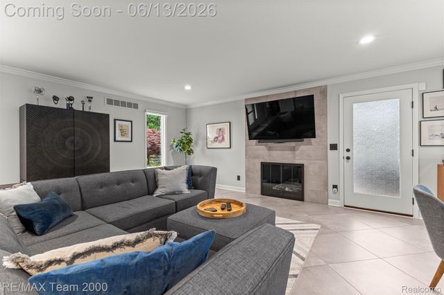 137 N Brady Road, Dearborn, MI 48124
