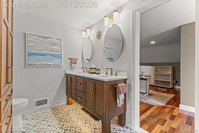 137 N Brady Road, Dearborn, MI 48124