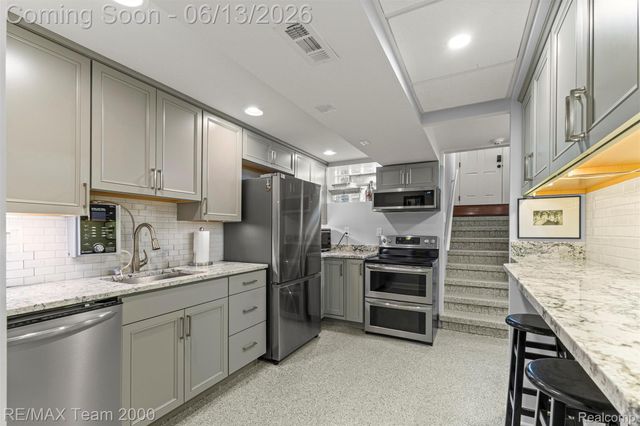 137 N Brady Road, Dearborn, MI 48124