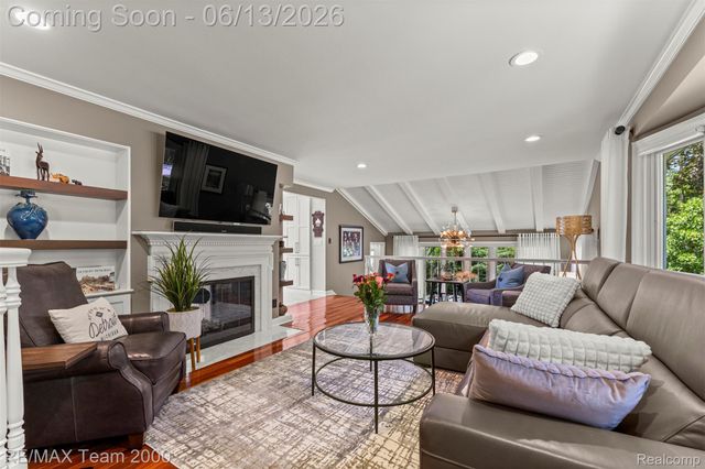 137 N Brady Road, Dearborn, MI 48124