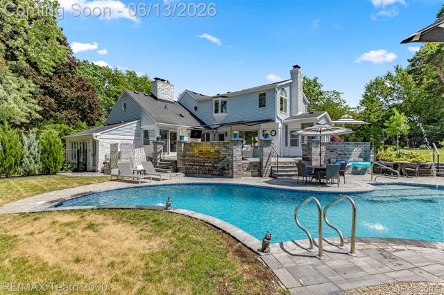 137 N Brady Road, Dearborn, MI 48124