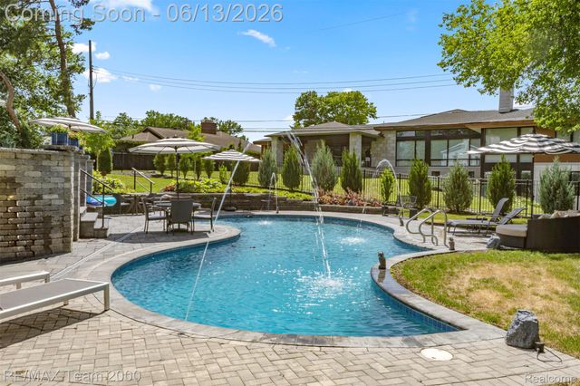137 N Brady Road, Dearborn, MI 48124