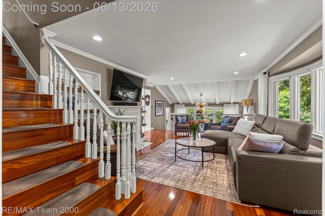137 N Brady Road, Dearborn, MI 48124