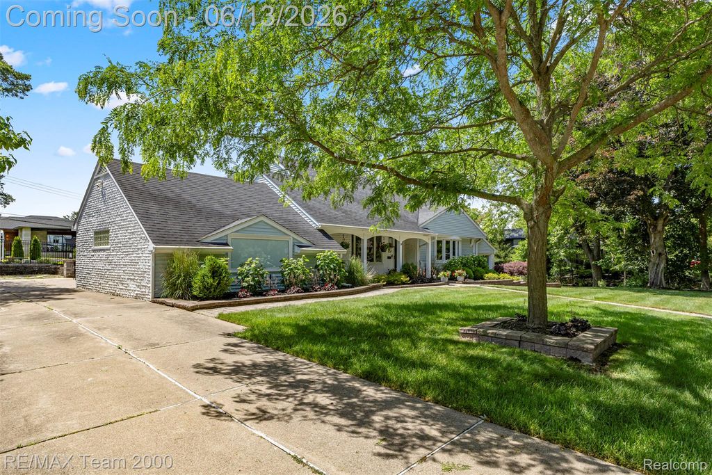 137 N Brady Road, Dearborn, MI 48124