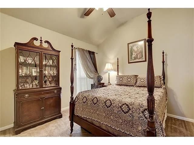 1008 Blackman CT, Hutto, TX 78634
