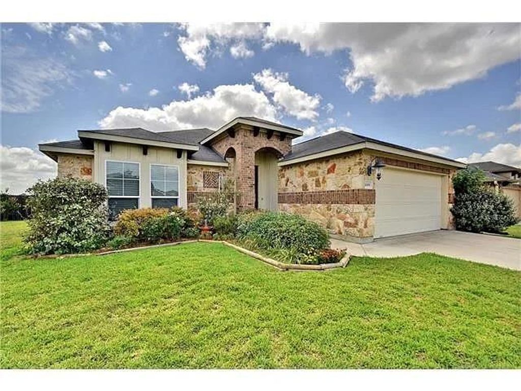 1008 Blackman CT, Hutto, TX 78634