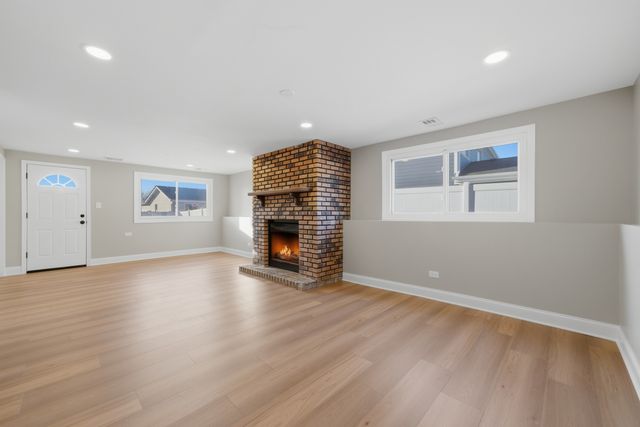 20020 S Sycamore Drive, Frankfort, IL 60423