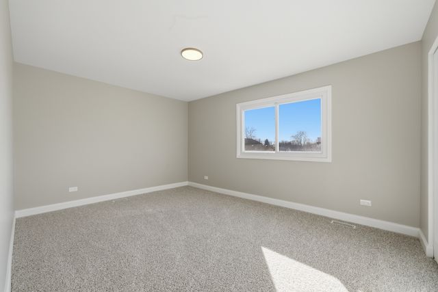 20020 S Sycamore Drive, Frankfort, IL 60423