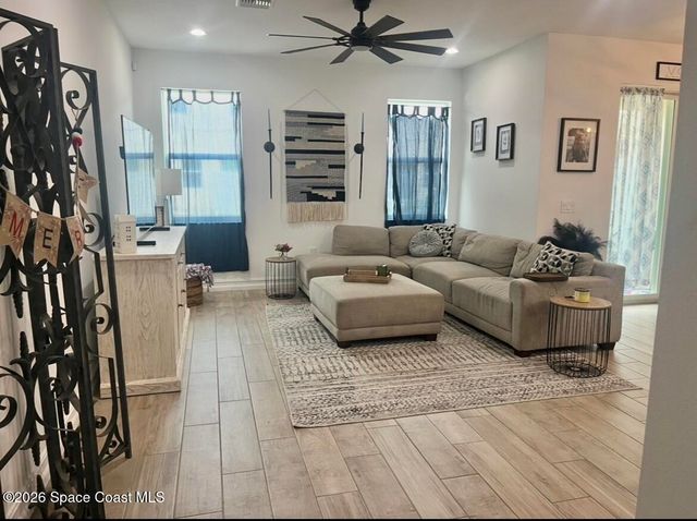 1800 Noel Place 105, Melbourne, FL 32935