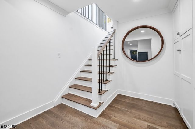 63 Park Ave, Wyckoff Twp., NJ 07481