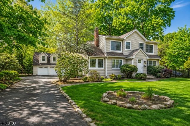 63 Park Ave, Wyckoff Twp., NJ 07481