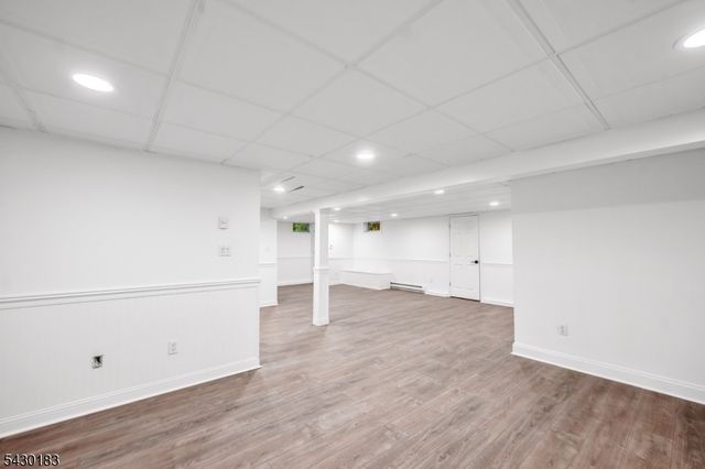 63 Park Ave, Wyckoff Twp., NJ 07481