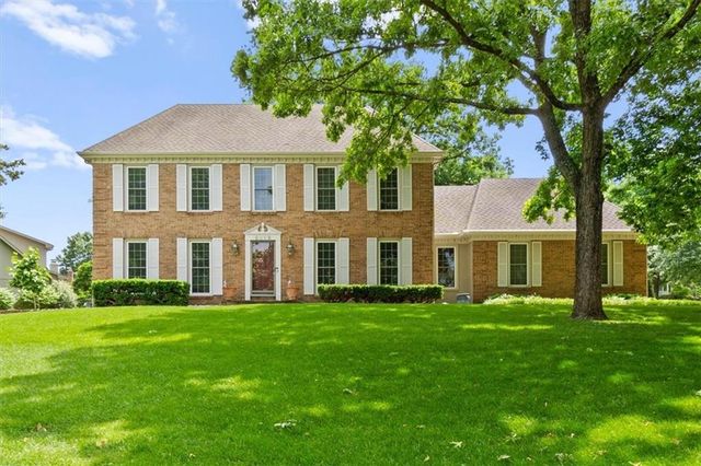 8315 Richards Road, Lenexa, KS 66215
