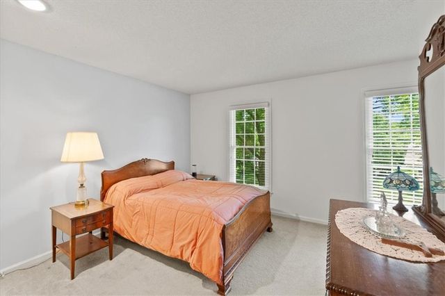 8315 Richards Road, Lenexa, KS 66215