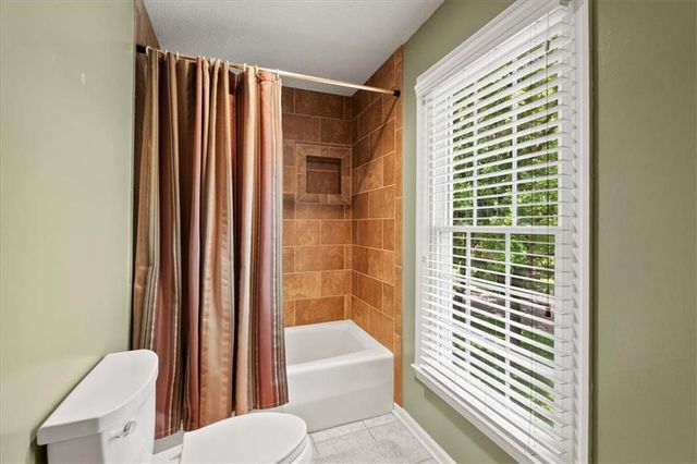 8315 Richards Road, Lenexa, KS 66215