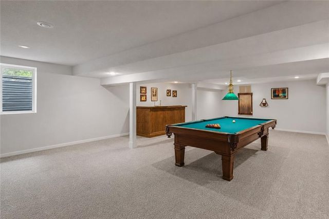 8315 Richards Road, Lenexa, KS 66215