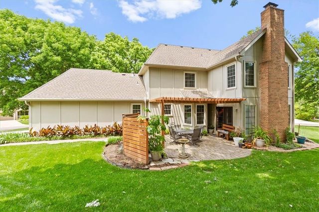8315 Richards Road, Lenexa, KS 66215