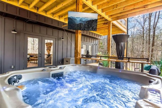 227 Fir Lane, Ellijay, GA 30540