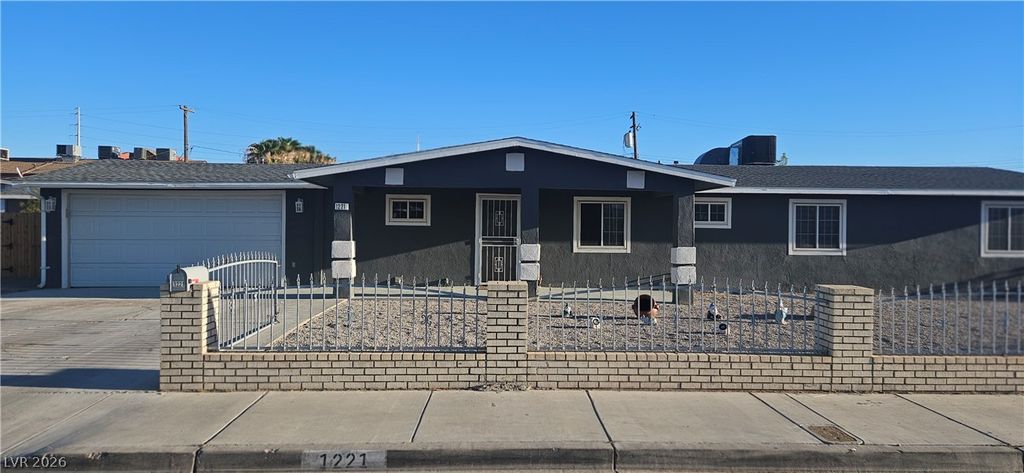 1221 Jefferson Avenue, Las Vegas, NV 89106 — exterior