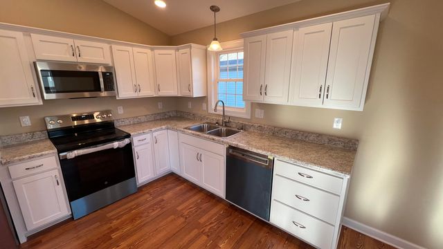 1710 Wallace AVE, Roanoke, VA 24012