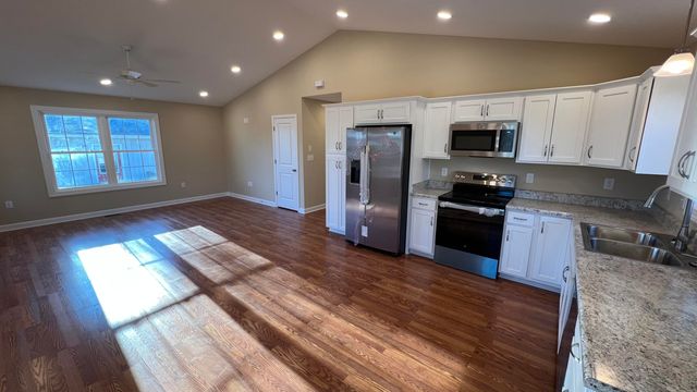 1710 Wallace AVE, Roanoke, VA 24012