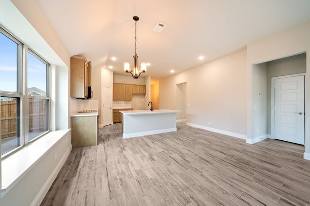 612 Kyle Drive, Tioga, TX 76271