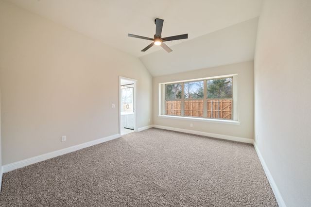 612 Kyle Drive, Tioga, TX 76271