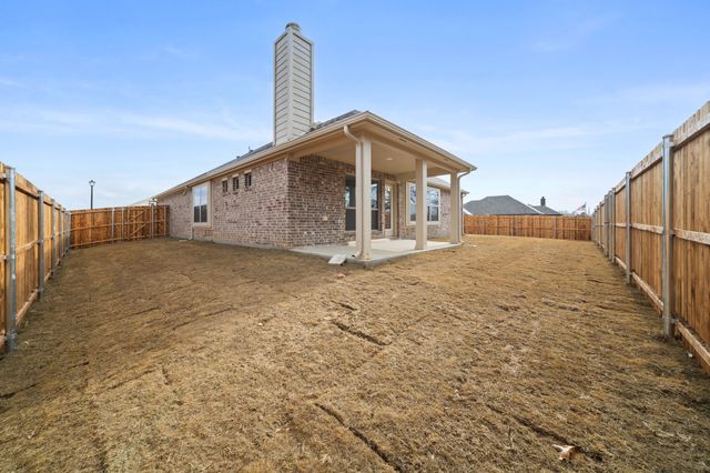 612 Kyle Drive, Tioga, TX 76271