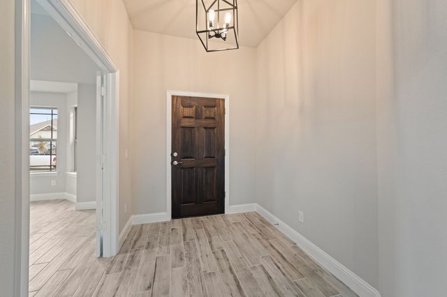 612 Kyle Drive, Tioga, TX 76271