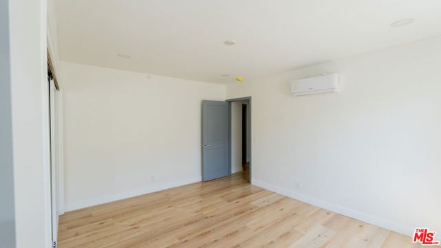 835 S Sherbourne Drive 9, Los Angeles, CA 90035