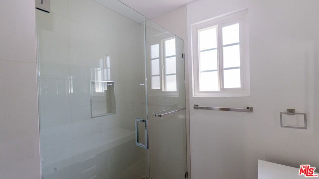 835 S Sherbourne Drive 9, Los Angeles, CA 90035