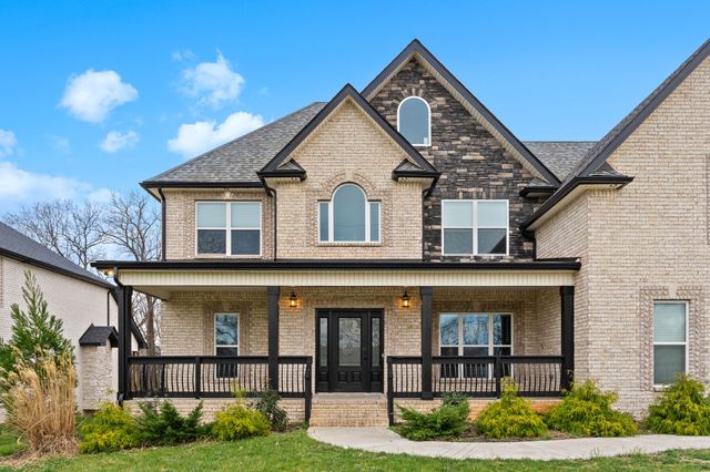 1592 Charles Bell Rd, Clarksville, TN 37040
