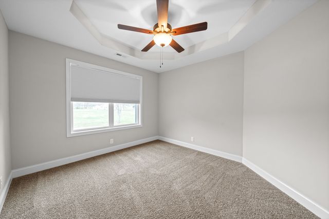 1592 Charles Bell Rd, Clarksville, TN 37040