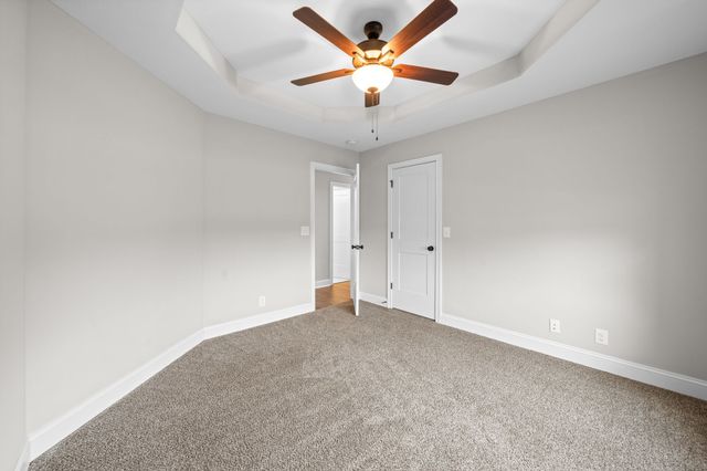 1592 Charles Bell Rd, Clarksville, TN 37040