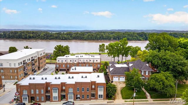 107 E Main Street, Washington, MO 63090